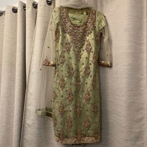 3 piece Pakistani outfit